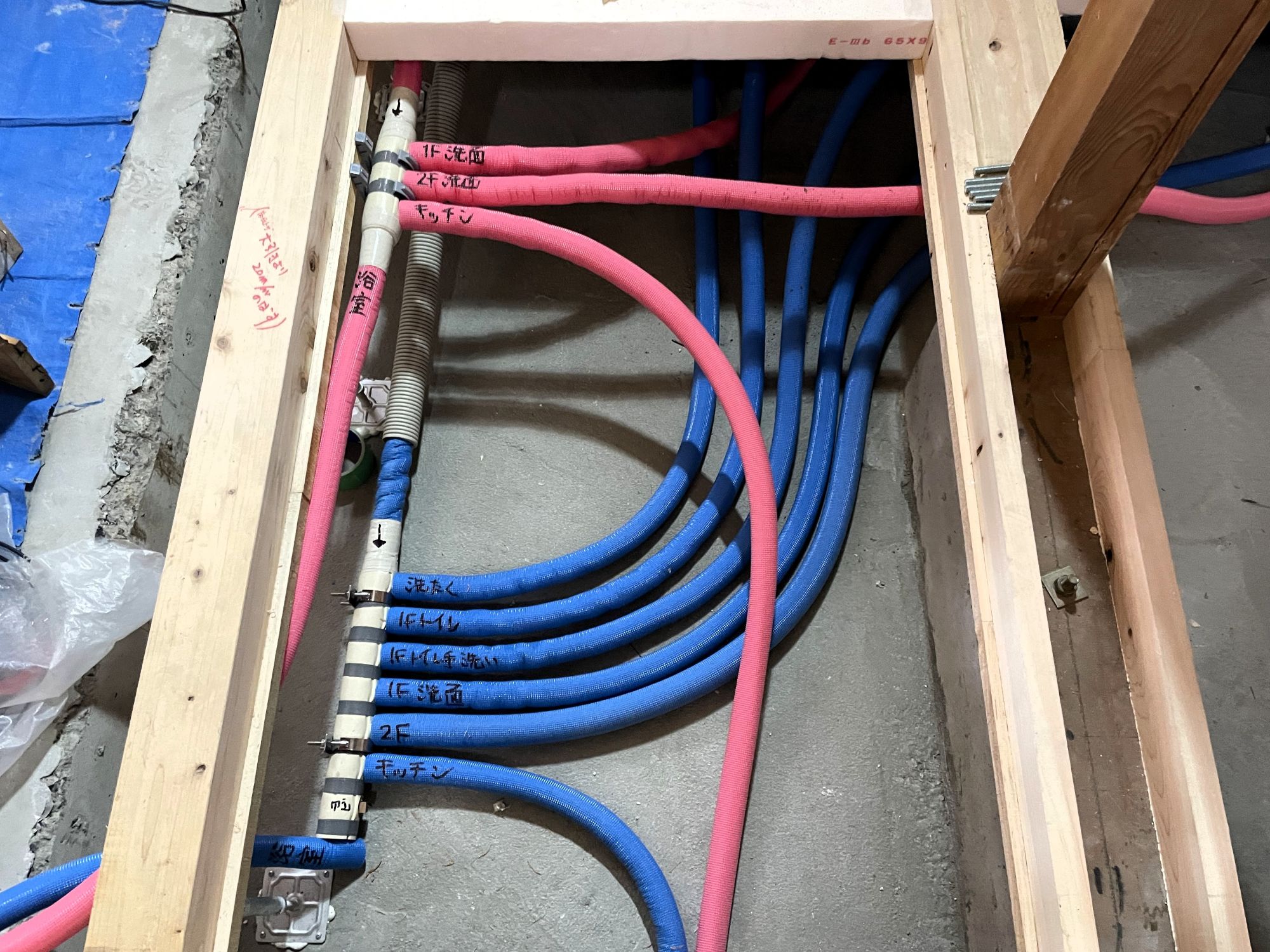 給水・給湯配管の更新と分岐施工｜リフォームによる設備改修