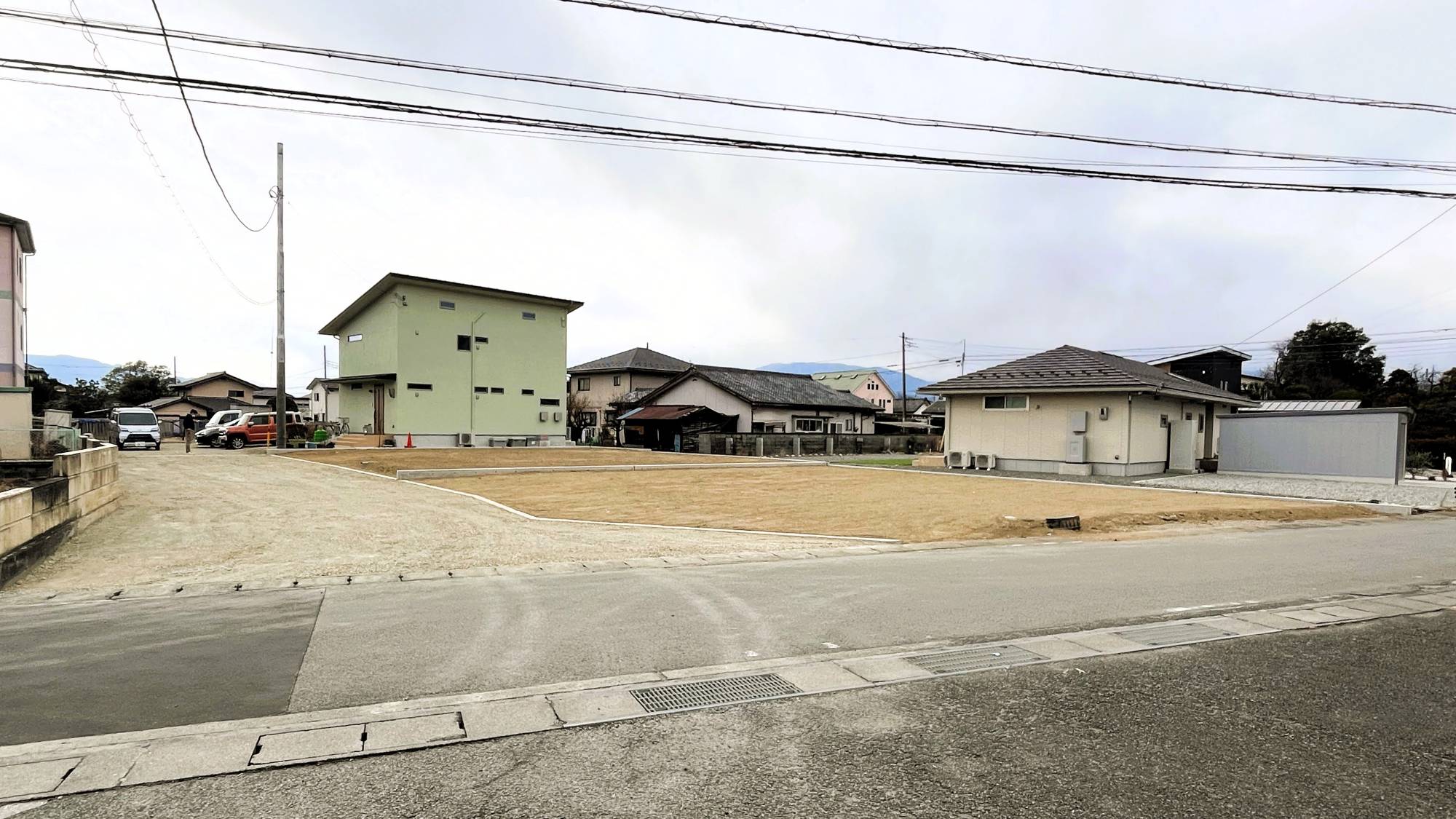 造成工事完了後の敷地全体と周辺環境の全景