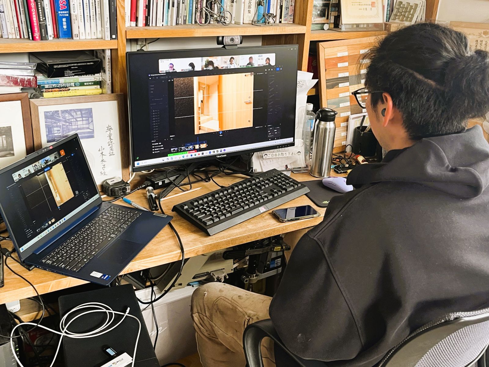 工務店がオンラインで講義を受講している様子