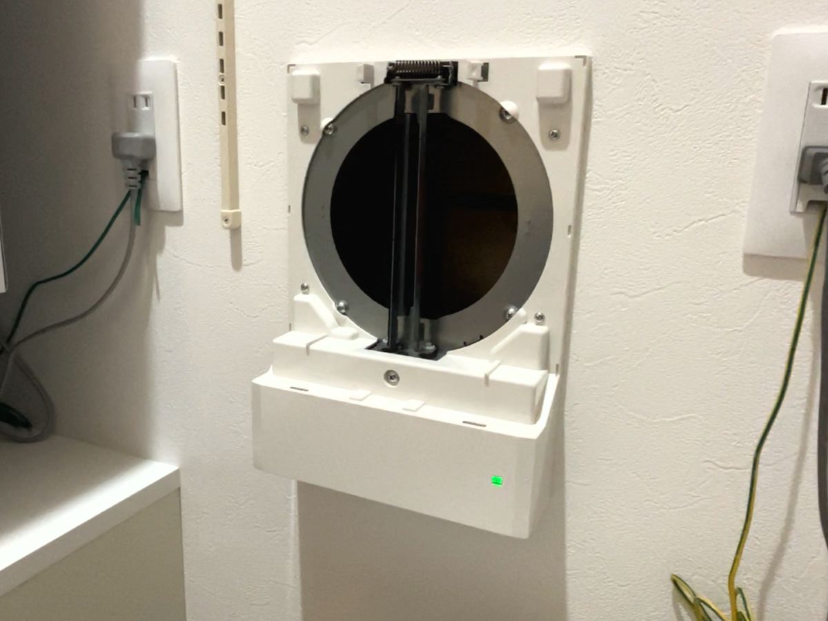 乾太くん運転に連動して開いた電動給気シャッター