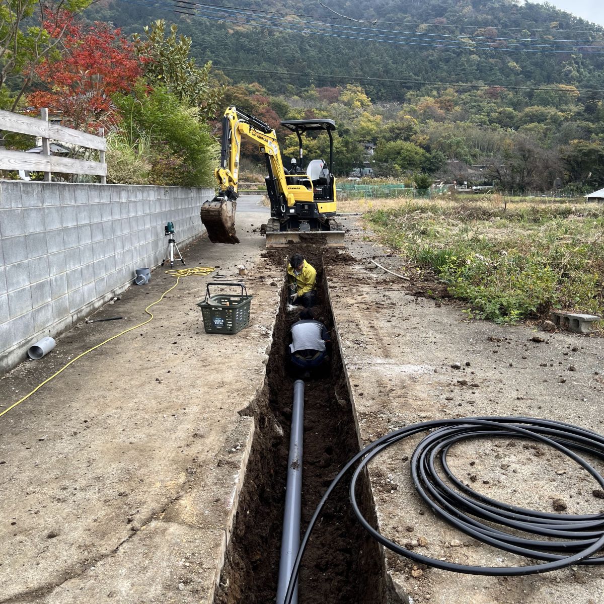 排水管の勾配調整｜長距離配管の精度施工