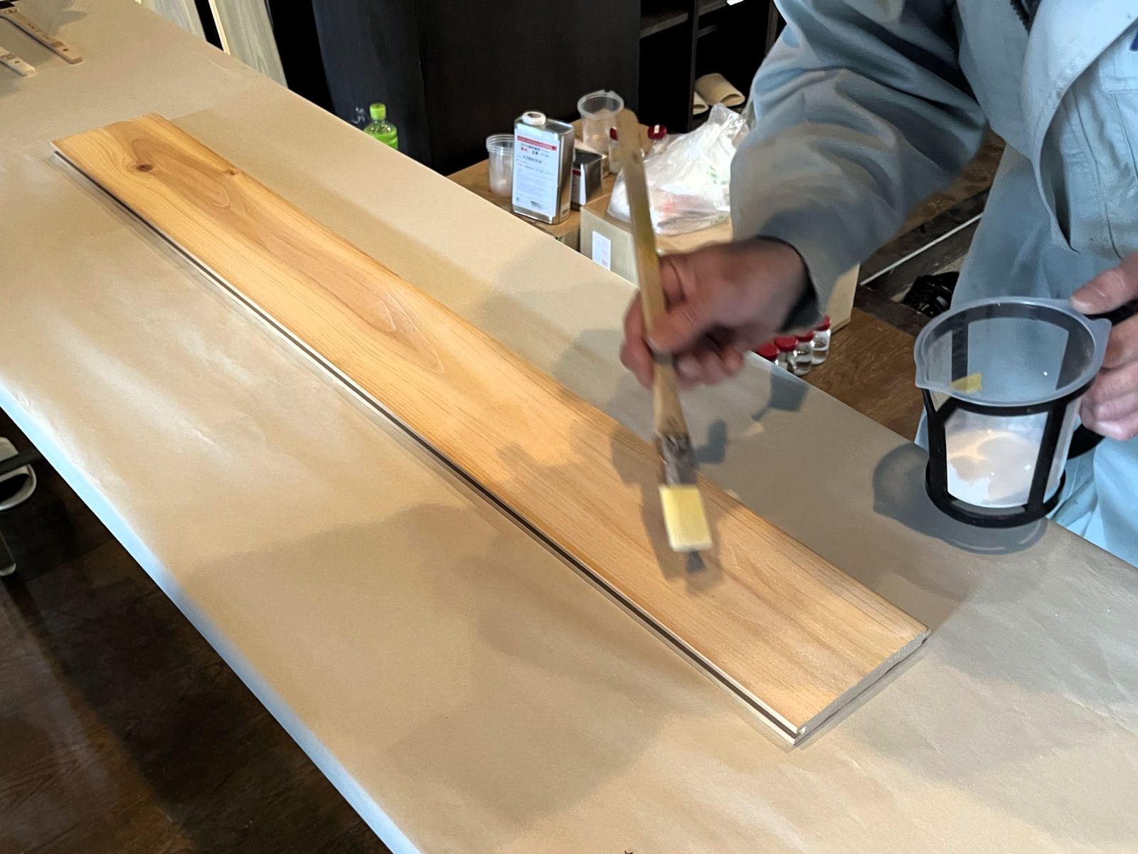 ファインクリスタルシーラーの施工実演